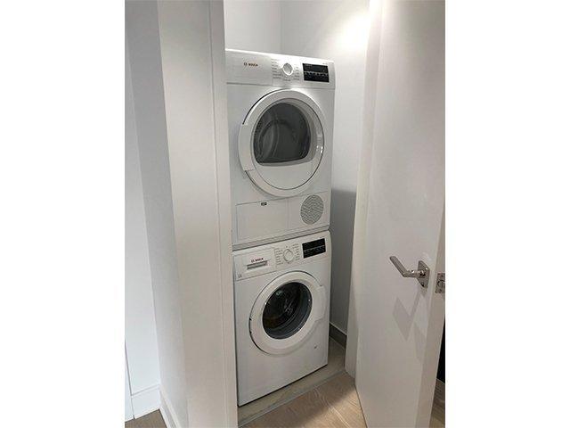 Salle de lavage - 3303-1188 Av. Union, Montréal (Ville-Marie), QC - Indoor Photo Showing Laundry Room