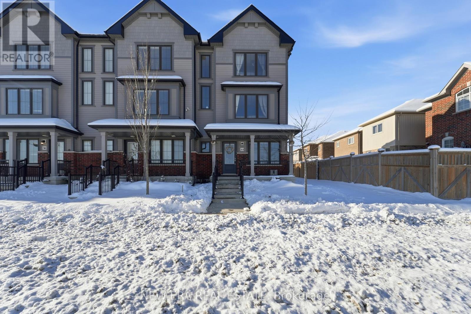 44 Jerome Way, Clarington, ON - Outdoor With Facade
