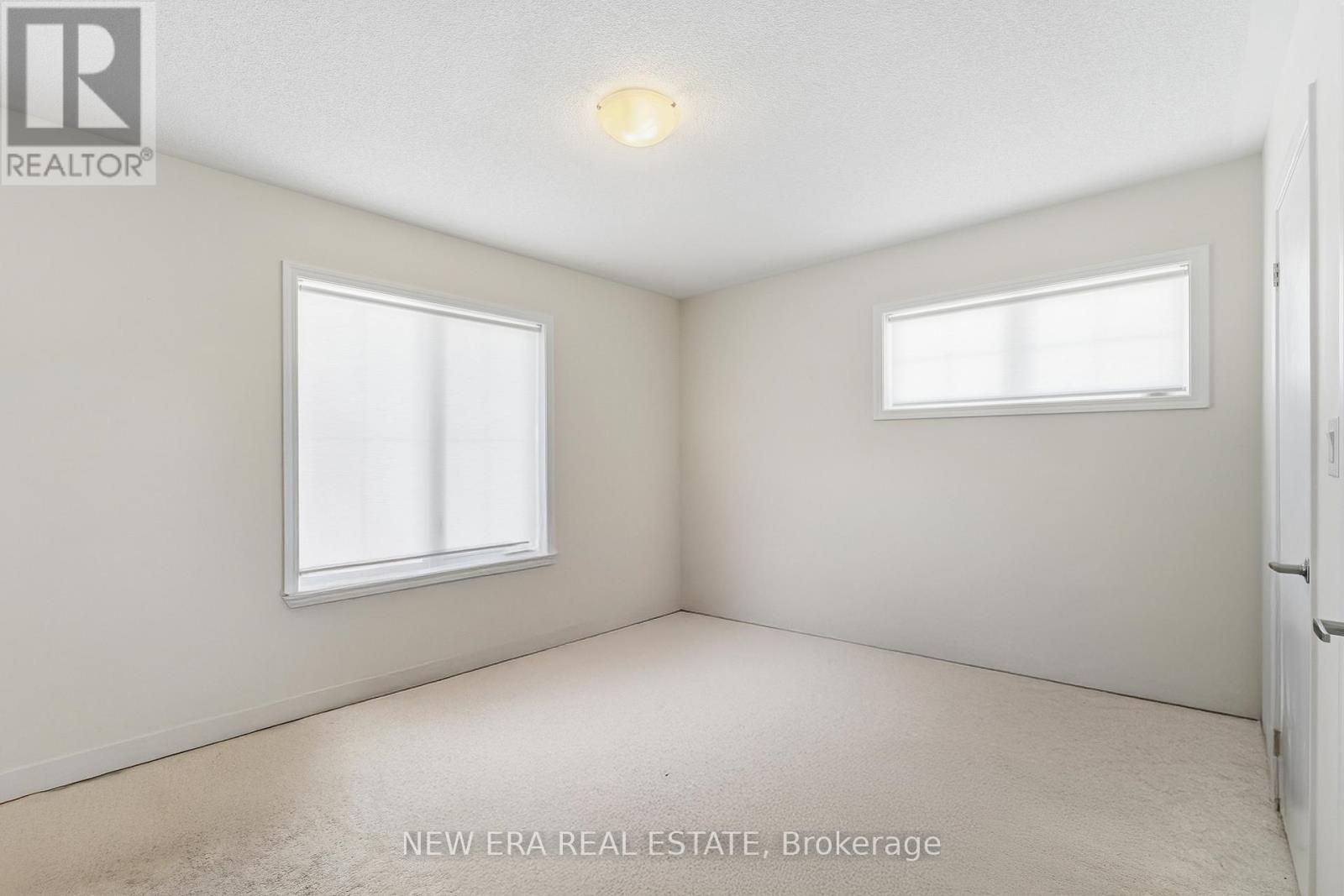 44 Jerome Way, Clarington, ON - Indoor Photo Showing Other Room