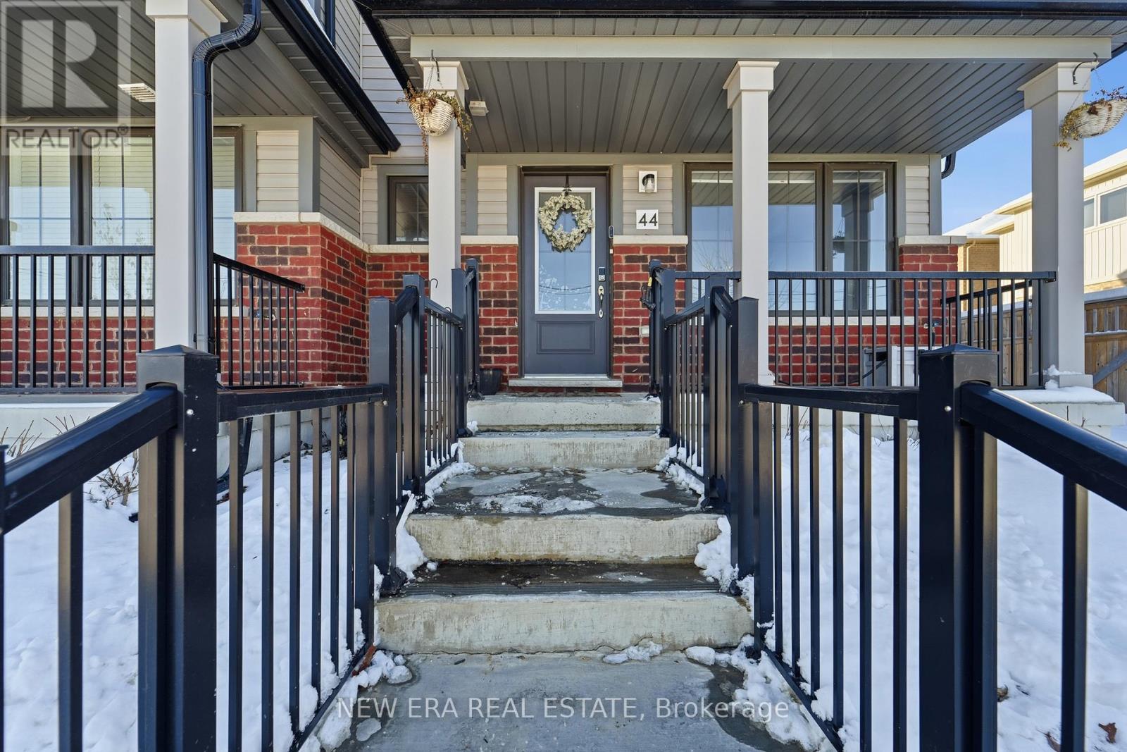 44 Jerome Way, Clarington, ON - Outdoor With Deck Patio Veranda