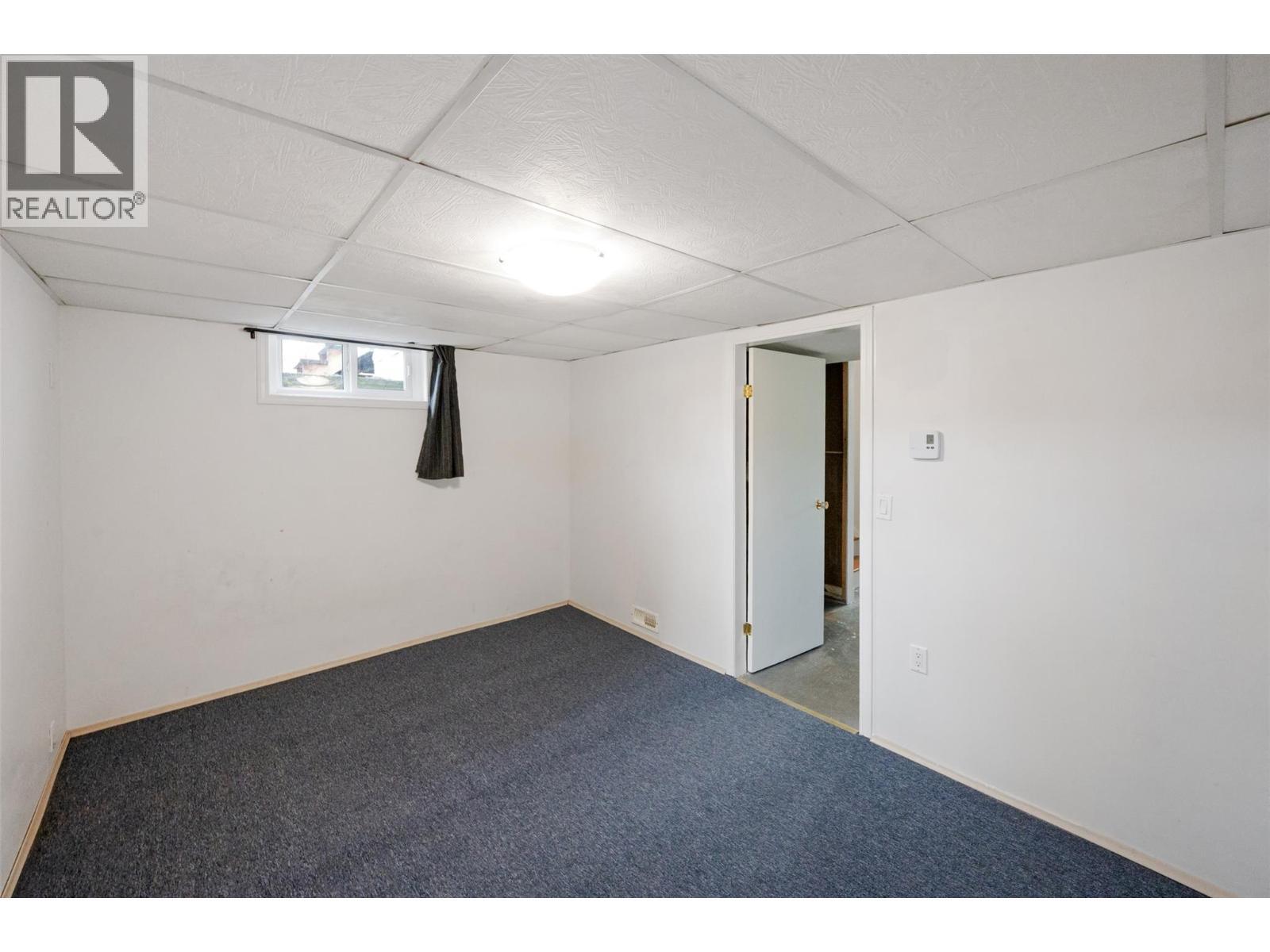 824 Road 2, Oliver, BC - Indoor Photo Showing Other Room