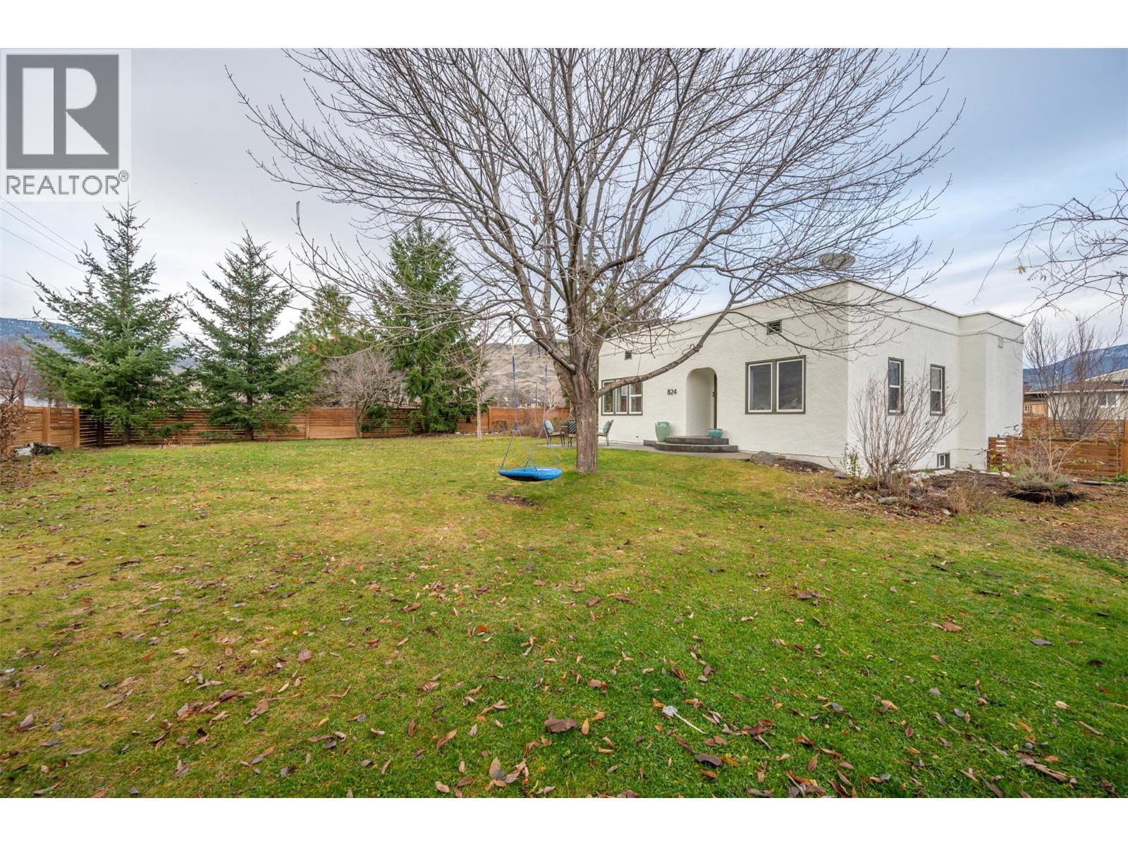 824 Road 2, Oliver, BC - Outdoor