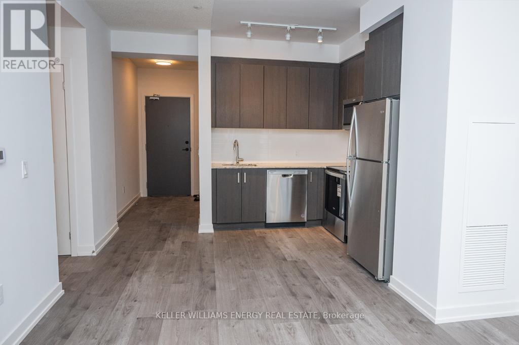 112 - 1010 Dundas Street E, Whitby (Pringle Creek), ON - Indoor Photo Showing Kitchen With Stainless Steel Kitchen