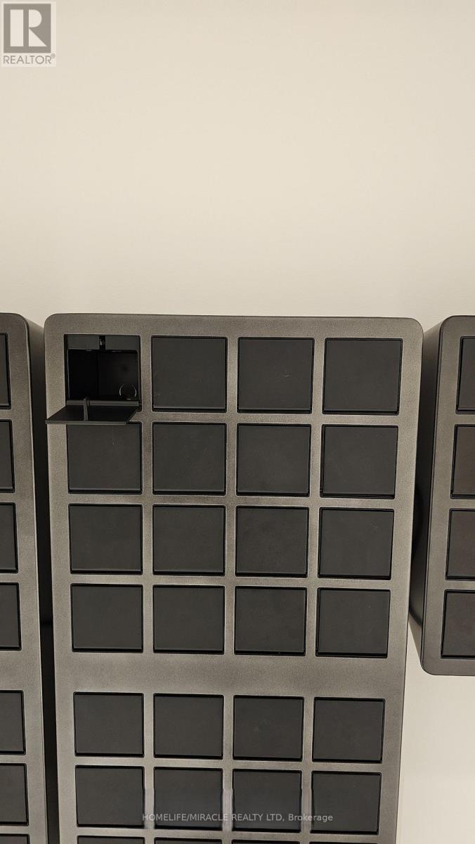 5602 - 3883 Quartz Road, Mississauga, ON - Indoor Photo Showing Other Room