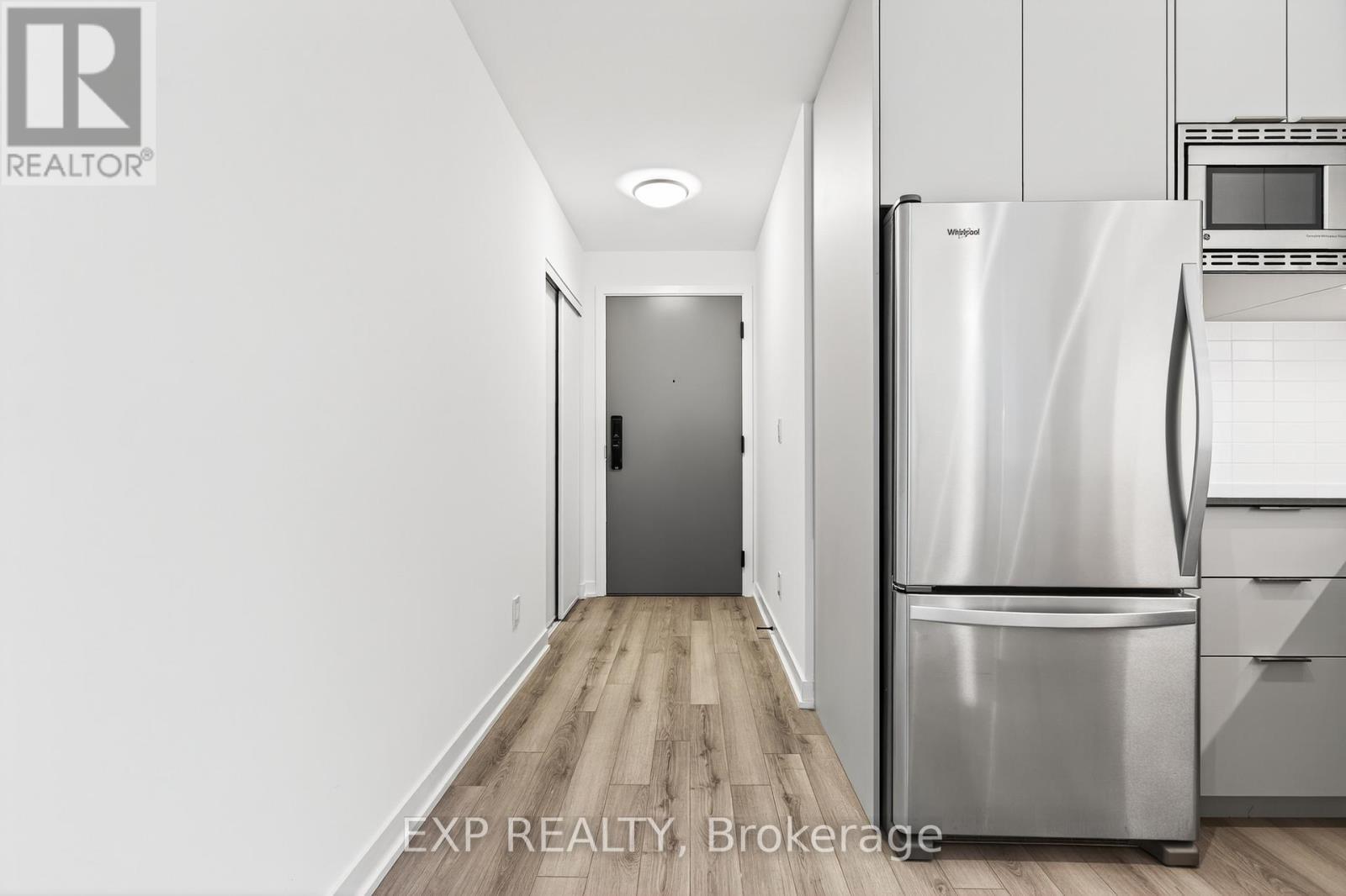 411 - 3071 Trafalgar Road, Oakville, ON - Indoor Photo Showing Other Room