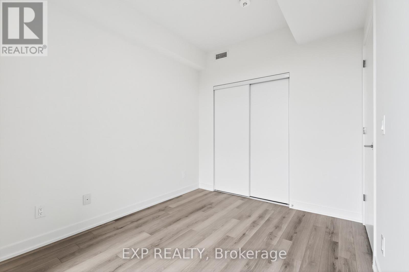 411 - 3071 Trafalgar Road, Oakville, ON - Indoor Photo Showing Other Room