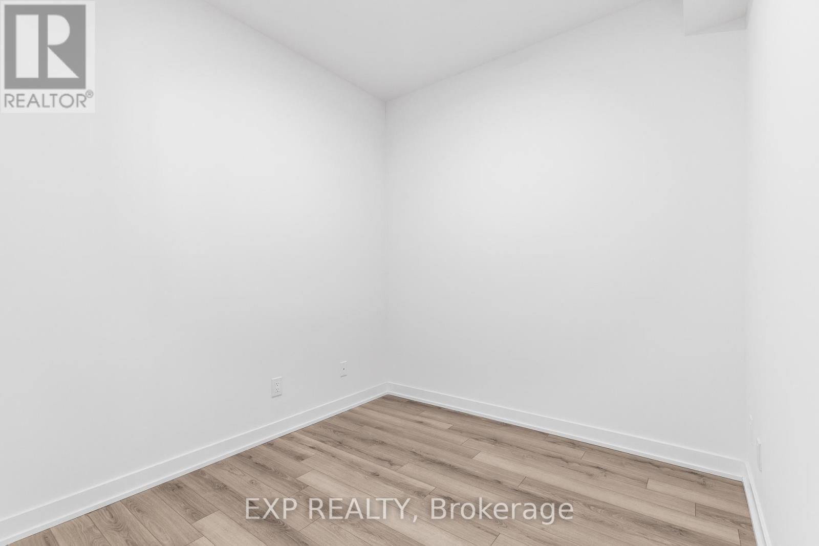 411 - 3071 Trafalgar Road, Oakville, ON - Indoor Photo Showing Other Room