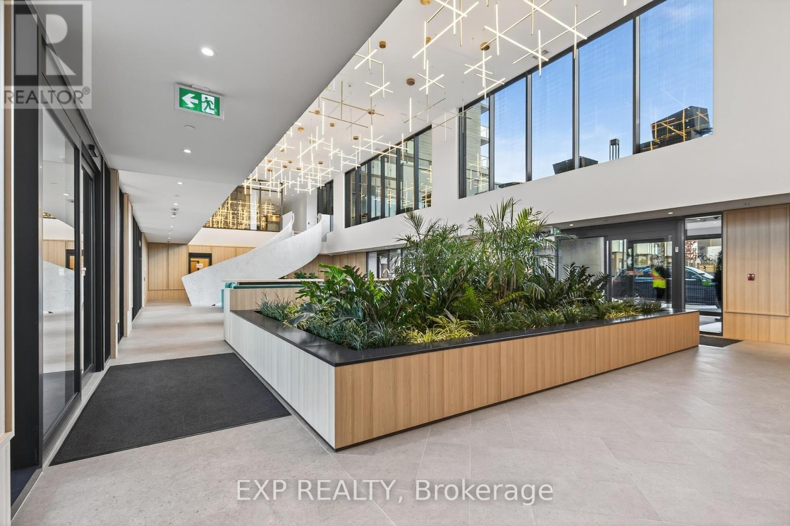 411 - 3071 Trafalgar Road, Oakville, ON - Indoor Photo Showing Other Room