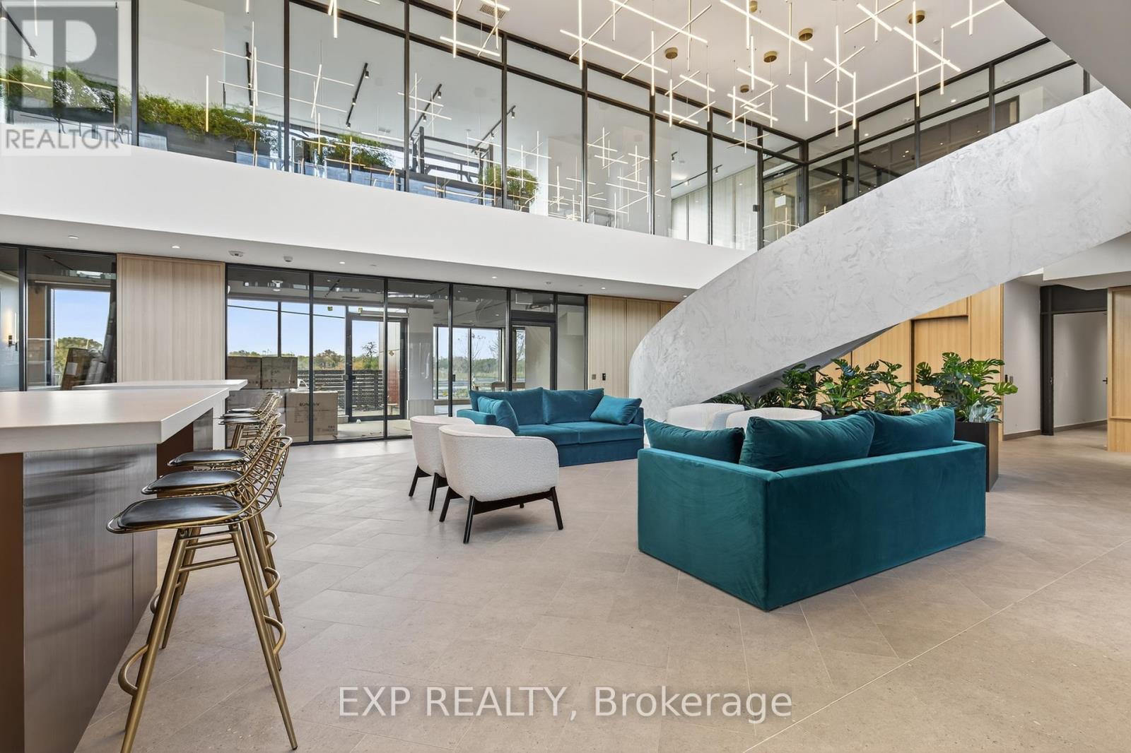 411 - 3071 Trafalgar Road, Oakville, ON - Photo Showing Other Room