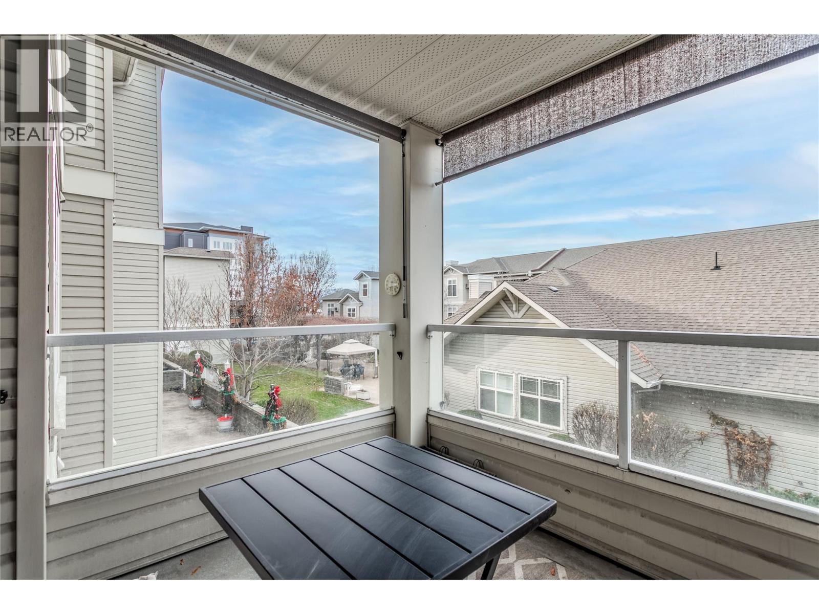515 Houghton Road Unit# 221, Kelowna, BC - With Deck Patio Veranda With Exterior