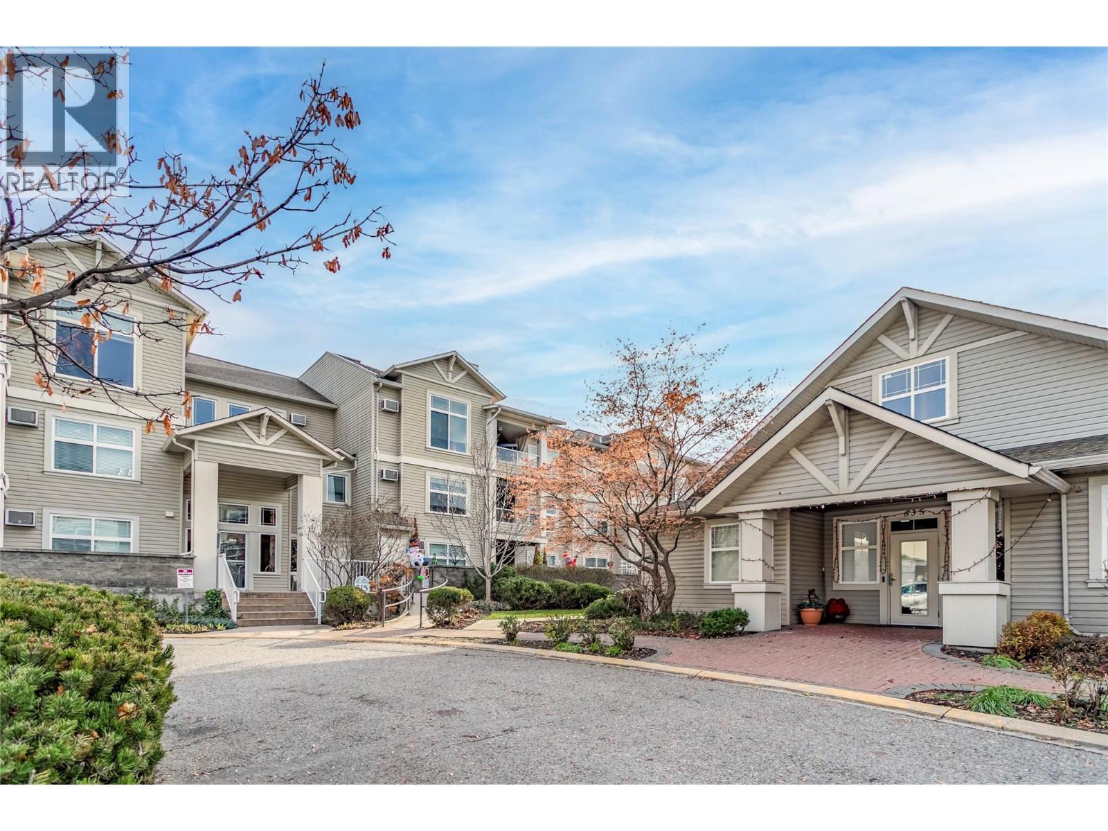 515 Houghton Road Unit# 221, Kelowna, BC - Outdoor With Facade