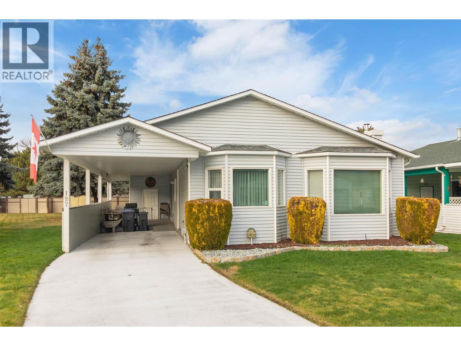 1255 Raymer Avenue Unit# 197, Kelowna, BC - Outdoor With Deck Patio Veranda With Facade