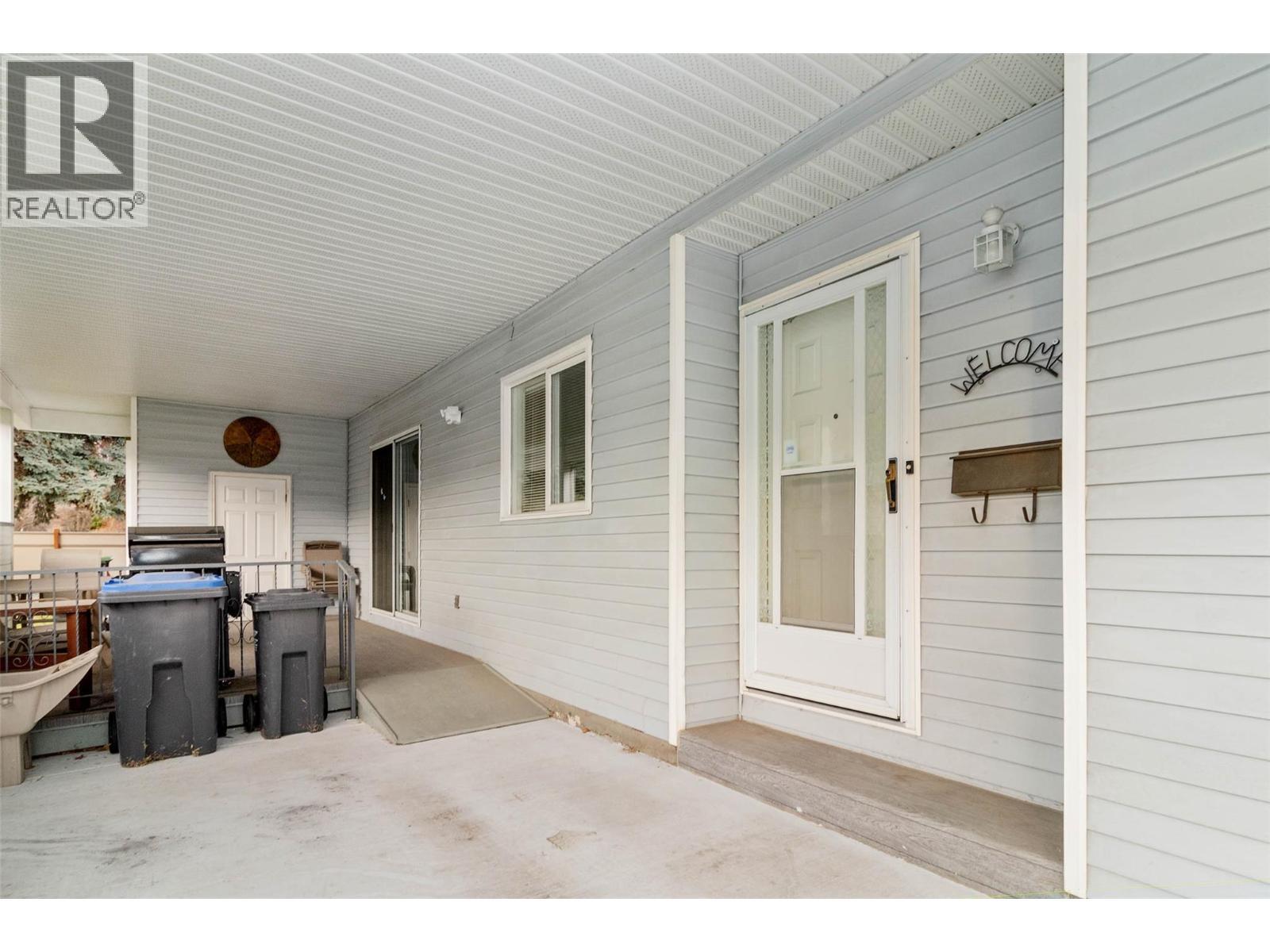 1255 Raymer Avenue Unit# 197, Kelowna, BC - Outdoor With Deck Patio Veranda With Exterior