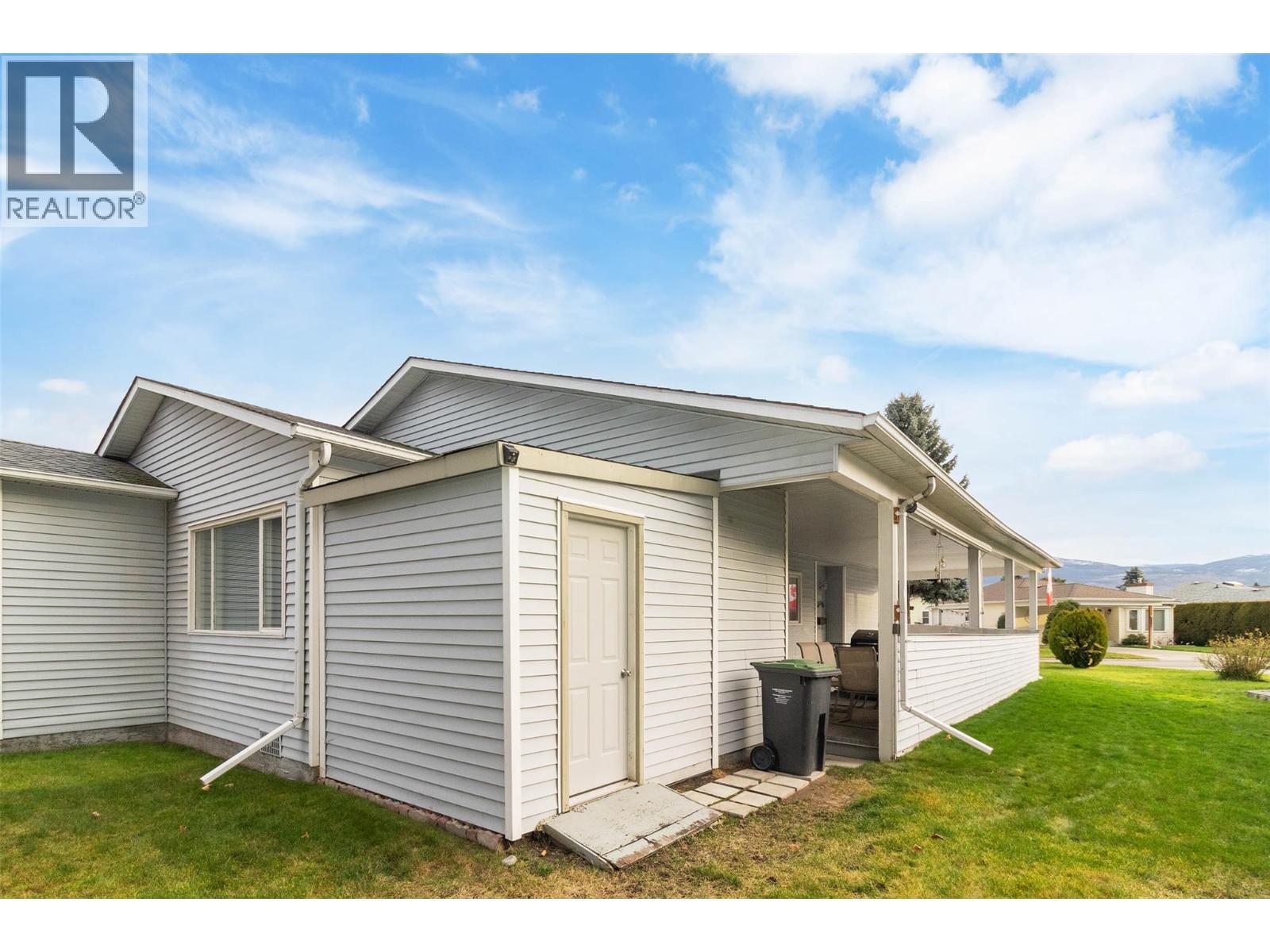 1255 Raymer Avenue Unit# 197, Kelowna, BC - Outdoor