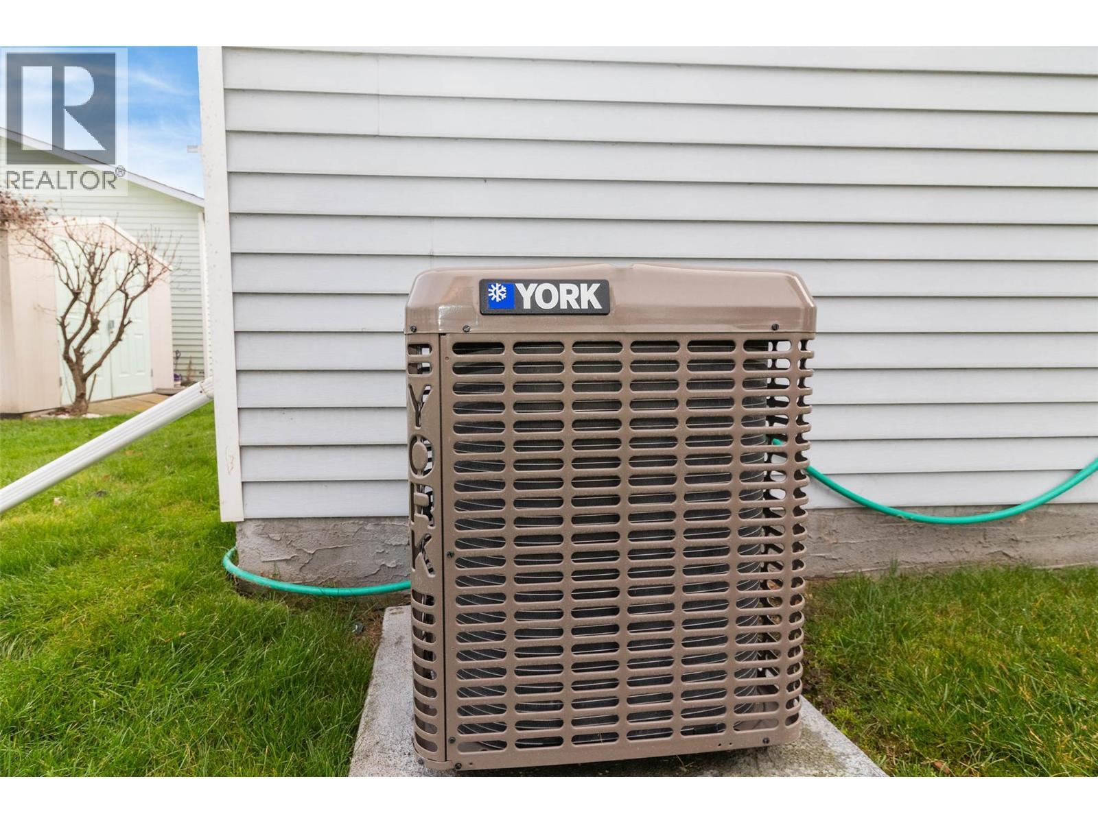 1255 Raymer Avenue Unit# 197, Kelowna, BC - Outdoor