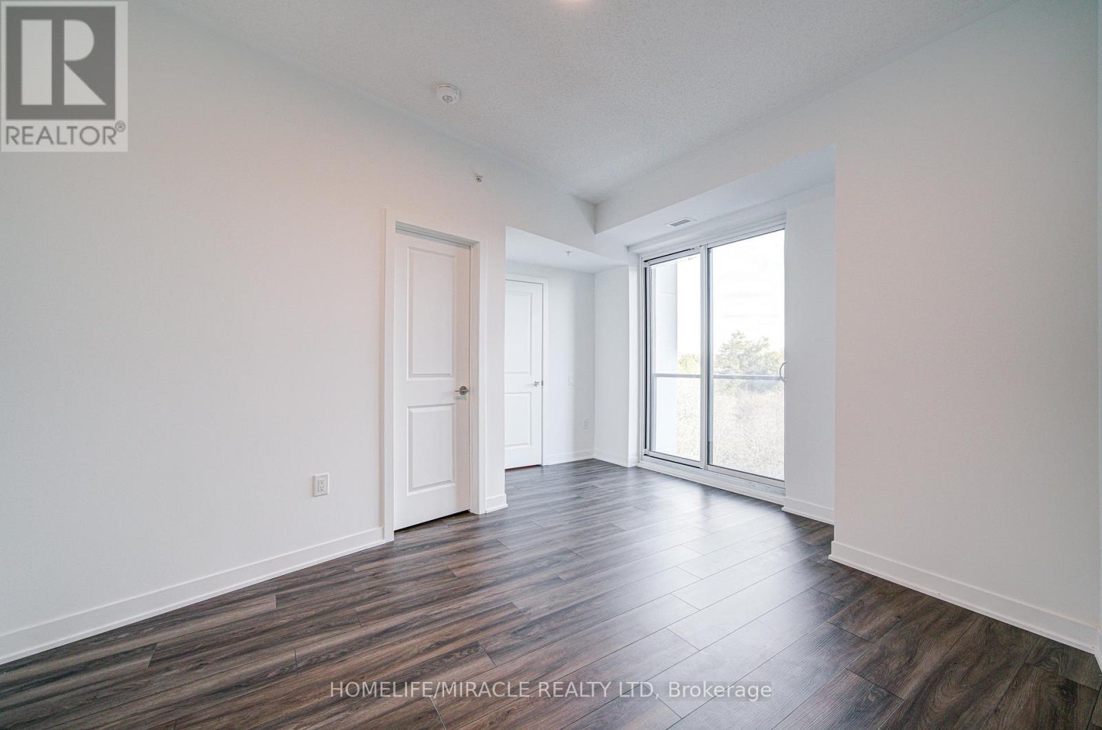 329 - 385 Arctic Red Drive, Oshawa, ON - Indoor Photo Showing Other Room