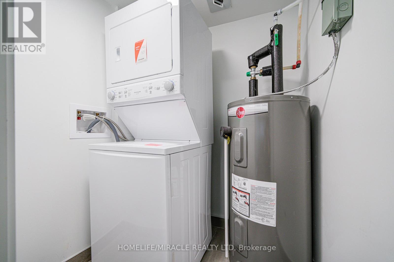 329 - 385 Arctic Red Drive, Oshawa, ON - Indoor Photo Showing Laundry Room