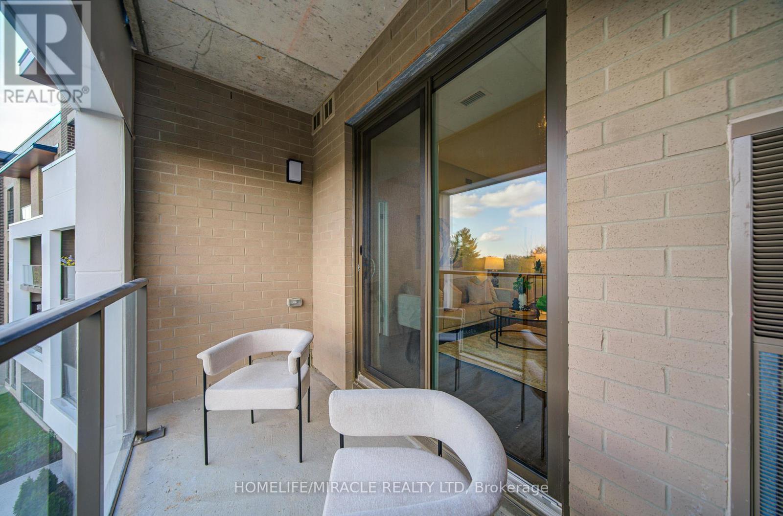 329 - 385 Arctic Red Drive, Oshawa, ON - Outdoor With Exterior