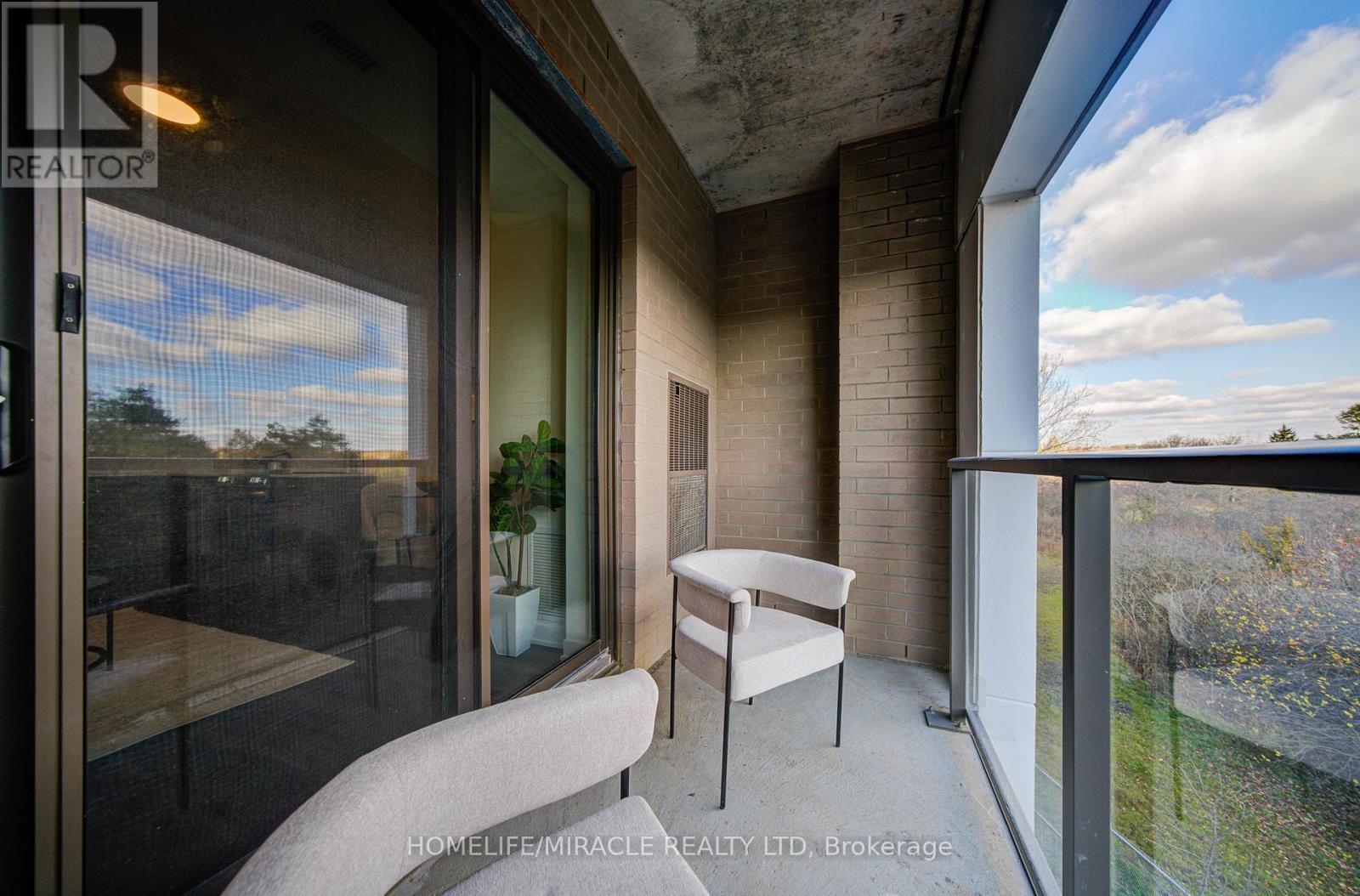 329 - 385 Arctic Red Drive, Oshawa, ON - Outdoor With Balcony With Exterior