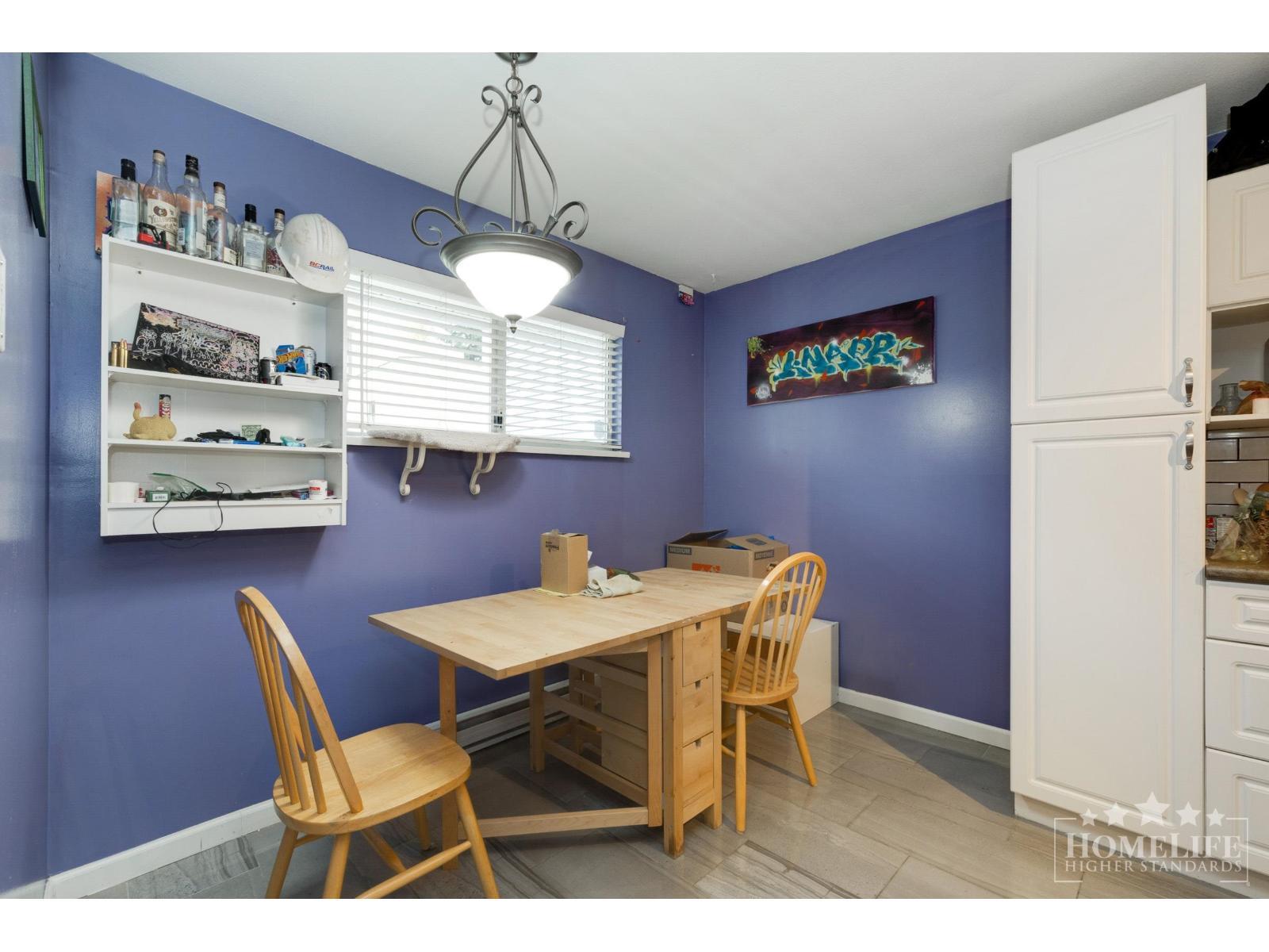 16 10070 137A Street, Surrey, BC - Indoor Photo Showing Dining Room