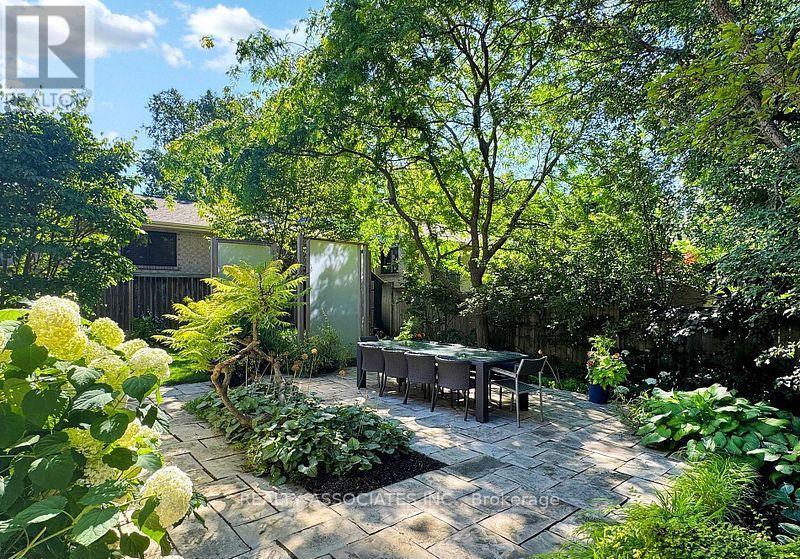 15 White Avenue, Toronto, ON - Outdoor