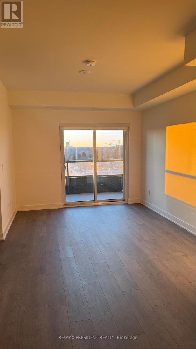 A811 - 705 Davis Drive, Newmarket, ON - Indoor Photo Showing Other Room