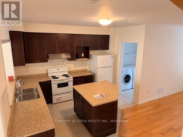 492 Church Street, Markham, ON - Indoor Photo Showing Kitchen With Double Sink