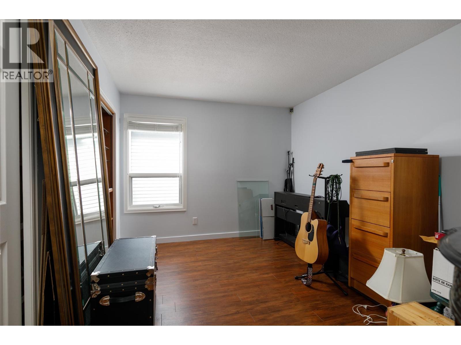 1101 Cameron Avenue Unit# 60, Kelowna, BC - Indoor Photo Showing Office