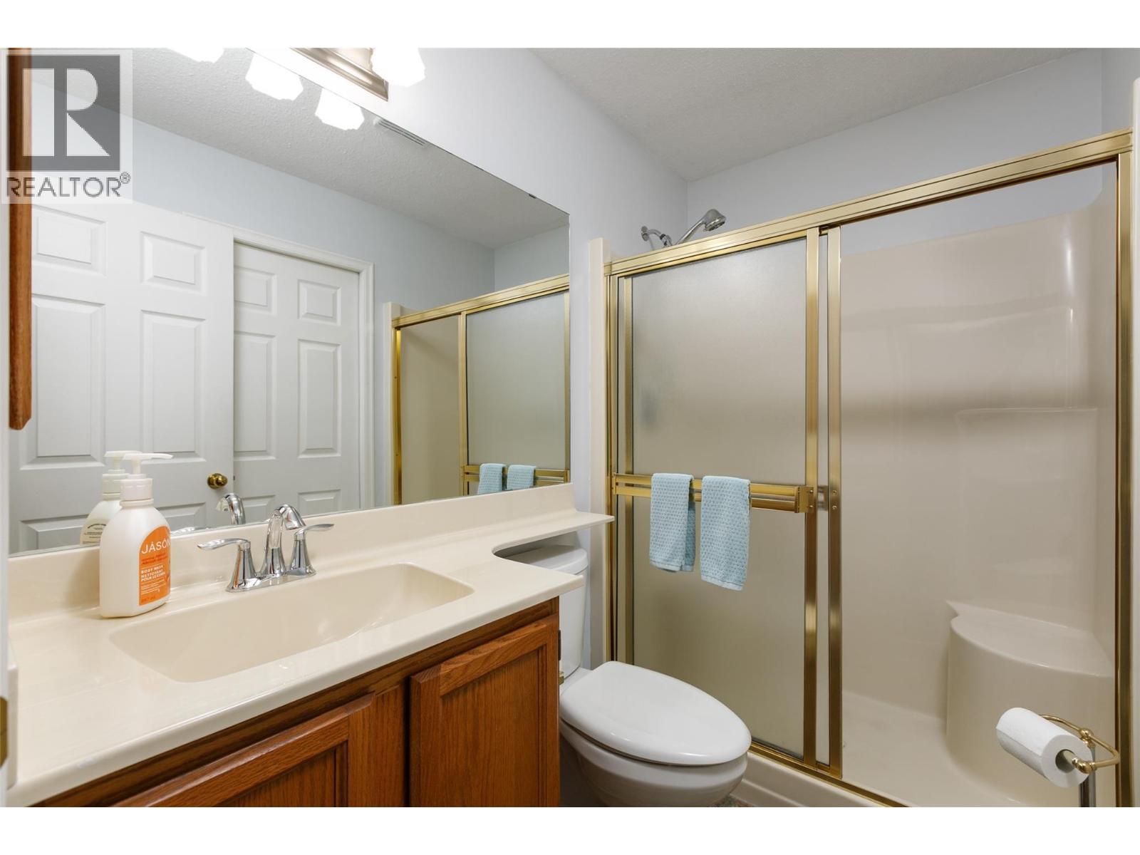 1101 Cameron Avenue Unit# 60, Kelowna, BC - Indoor Photo Showing Bathroom