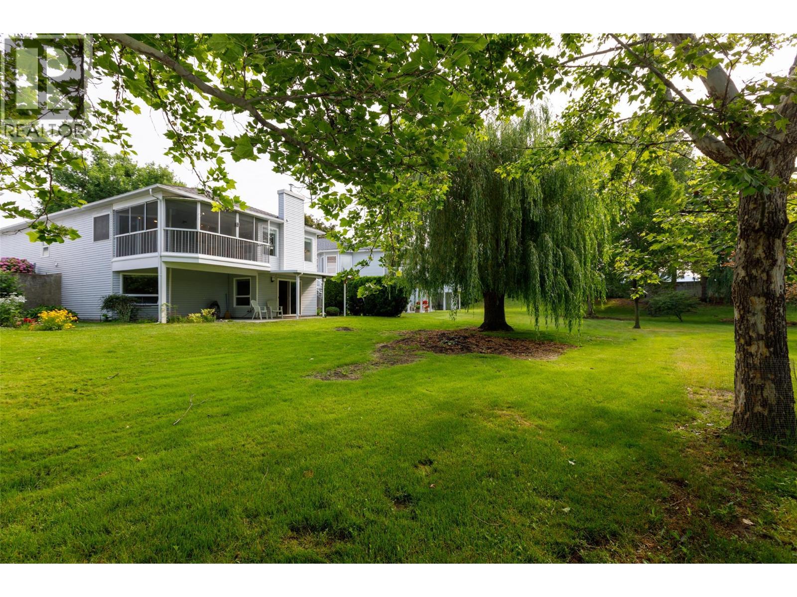 1101 Cameron Avenue Unit# 60, Kelowna, BC - Outdoor With Deck Patio Veranda