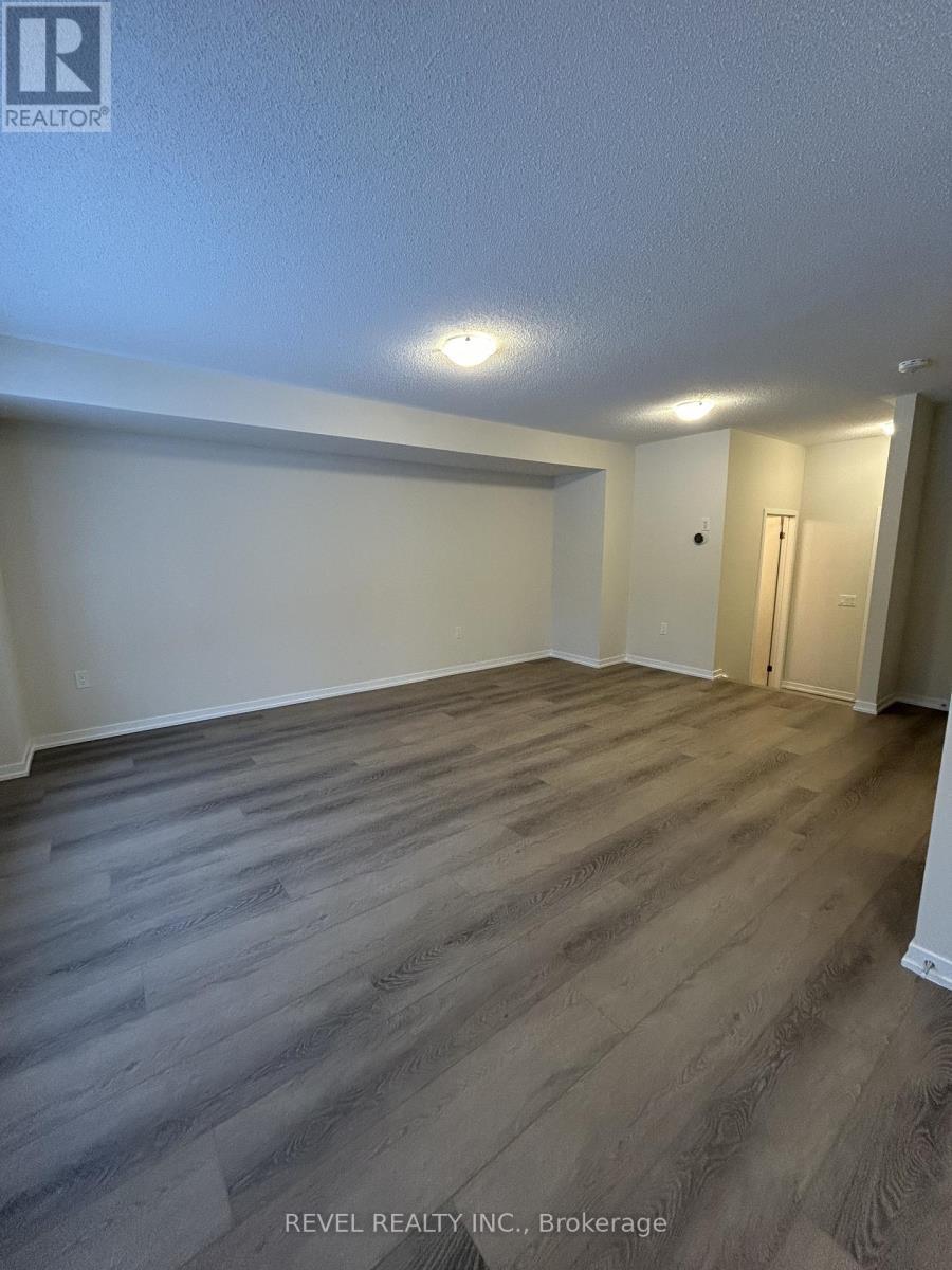 9 Kingbird Common, Cambridge, ON - Indoor Photo Showing Other Room