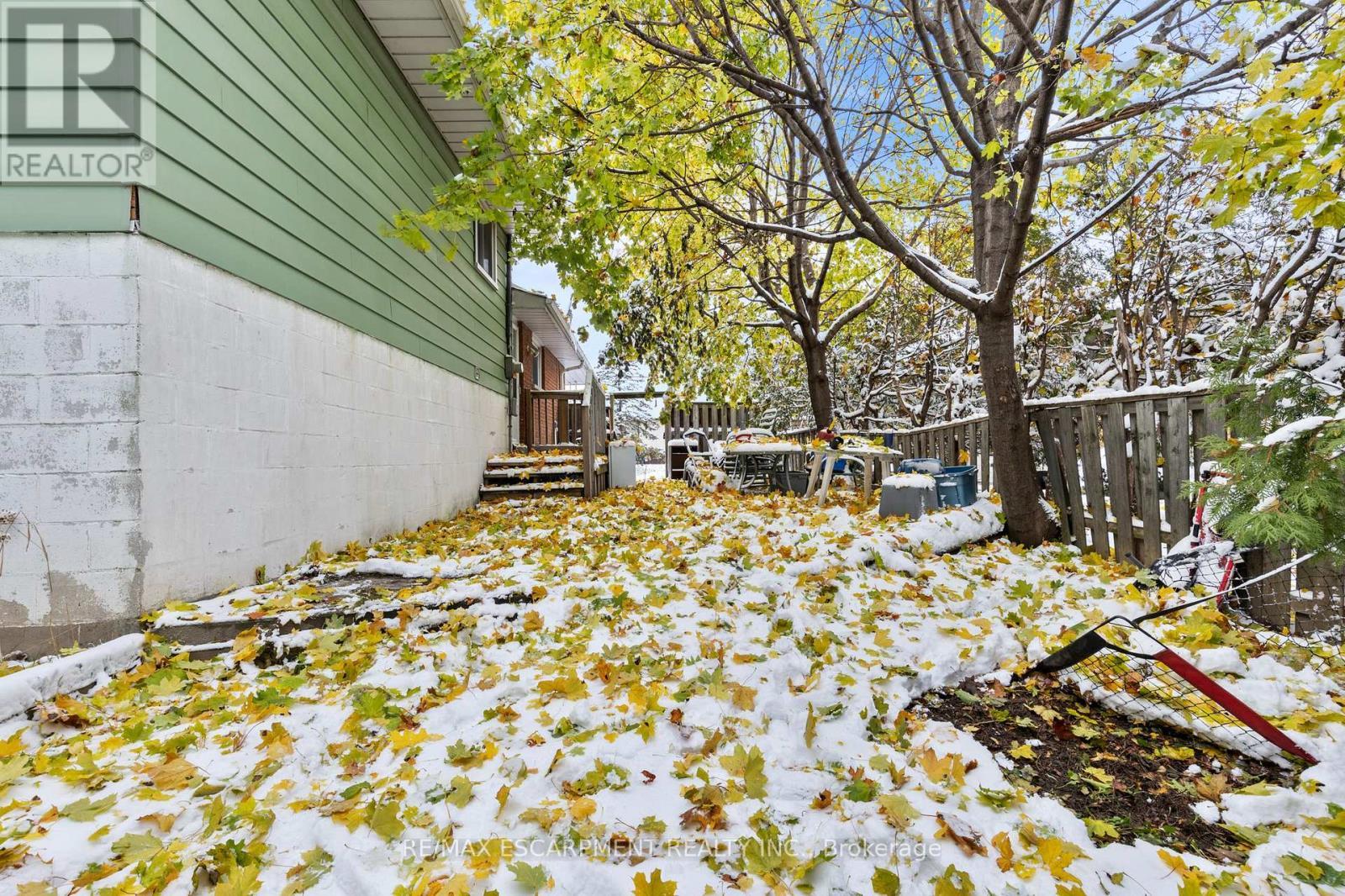 11 Torlake Street, Hamilton, ON