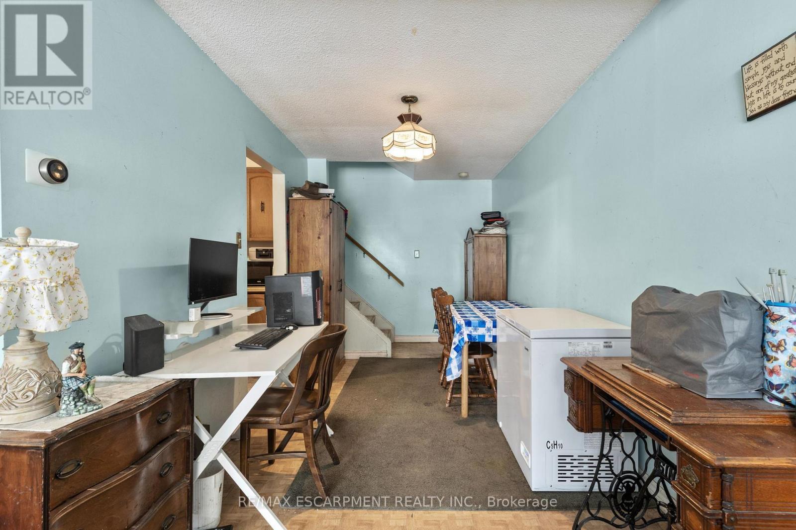 11 Torlake Street, Hamilton, ON