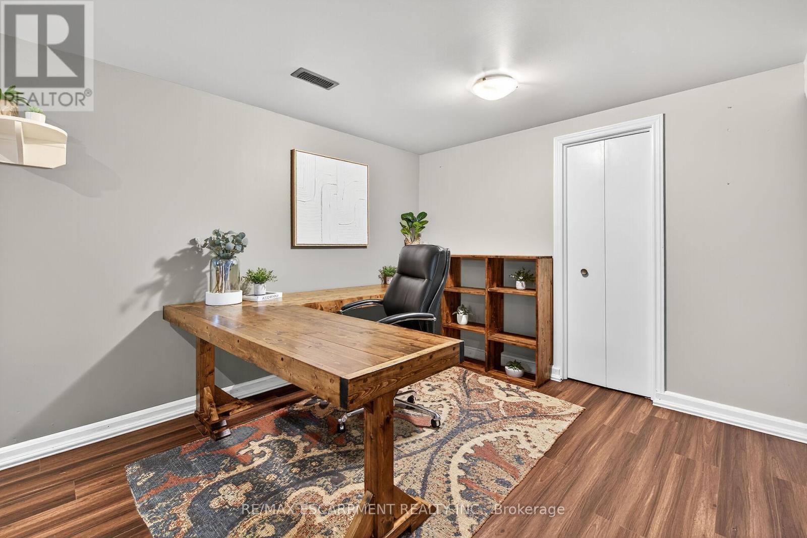 49 Erie Avenue N, Haldimand, ON - Indoor Photo Showing Office