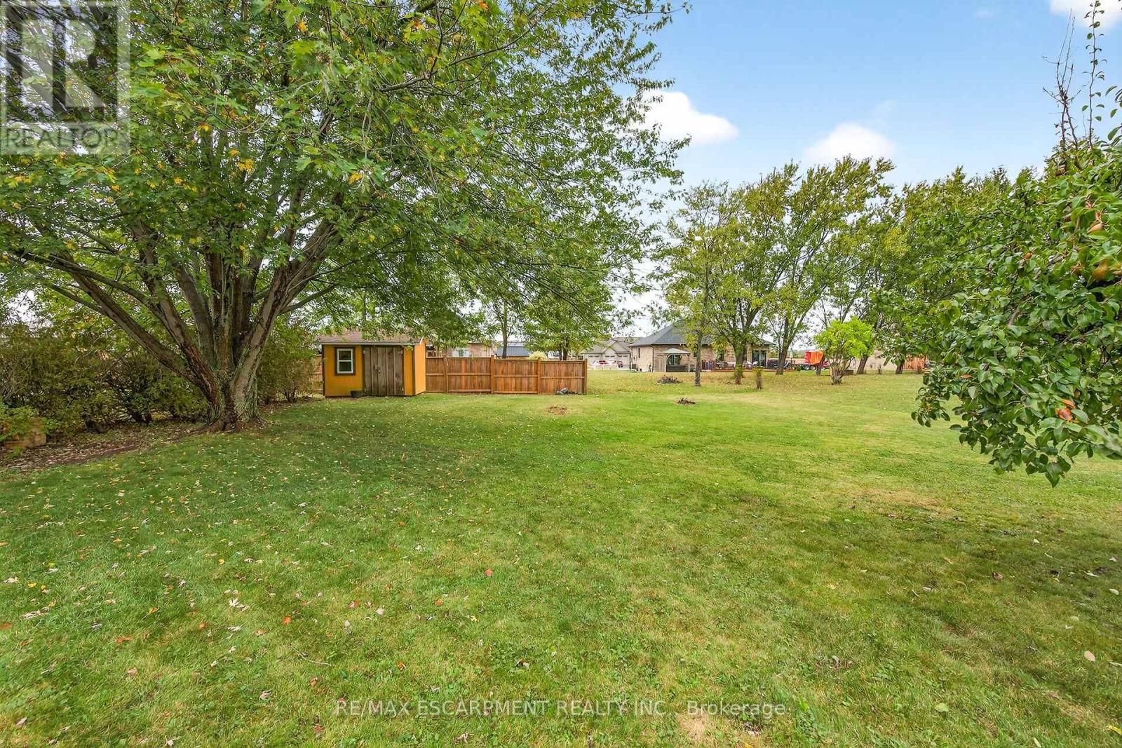 49 Erie Avenue N, Haldimand, ON - Outdoor