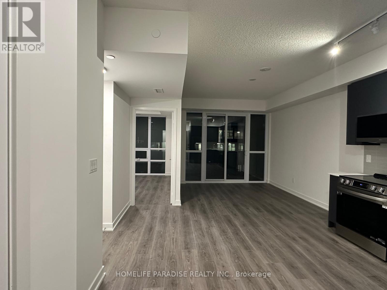 225 Malta Avenue, Brampton, ON - Indoor Photo Showing Other Room