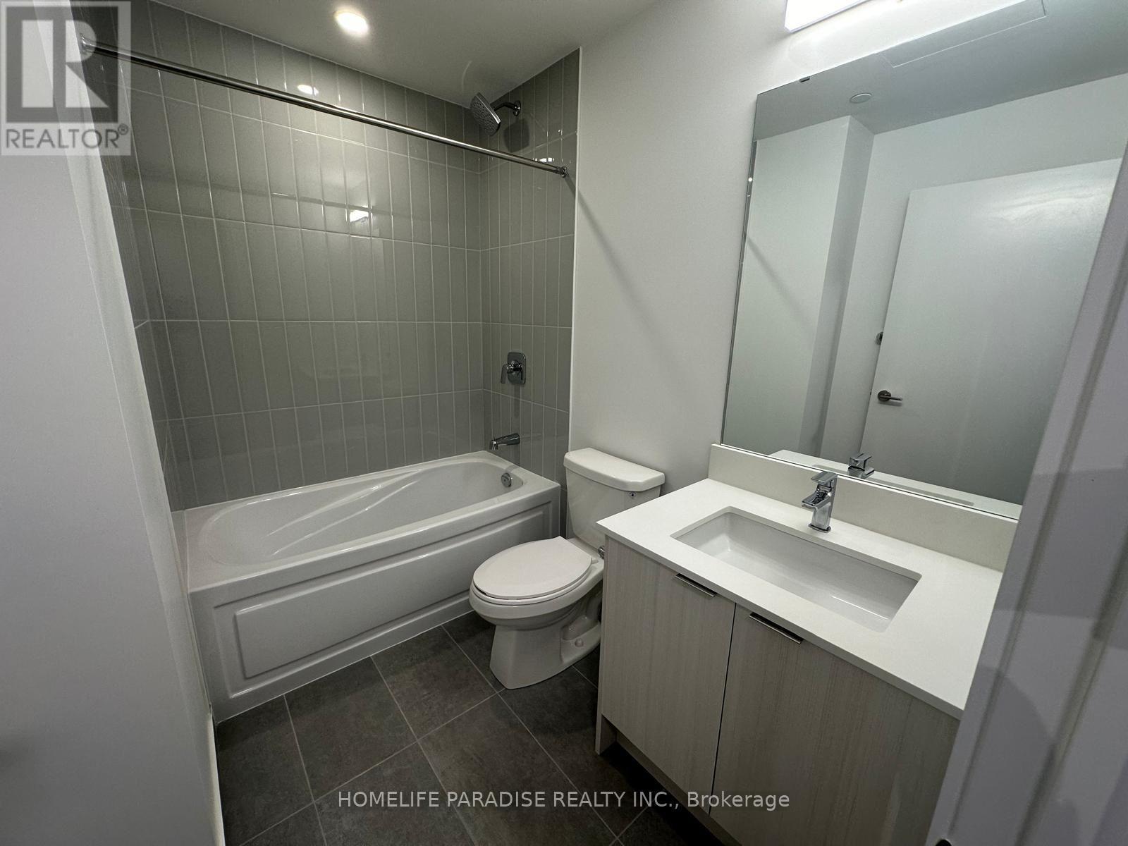 812 - 812-225 Malta Avenue, Brampton, ON - Indoor Photo Showing Bathroom