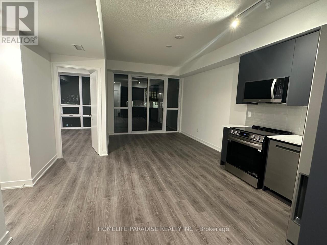 225 Malta Avenue, Brampton, ON - Indoor