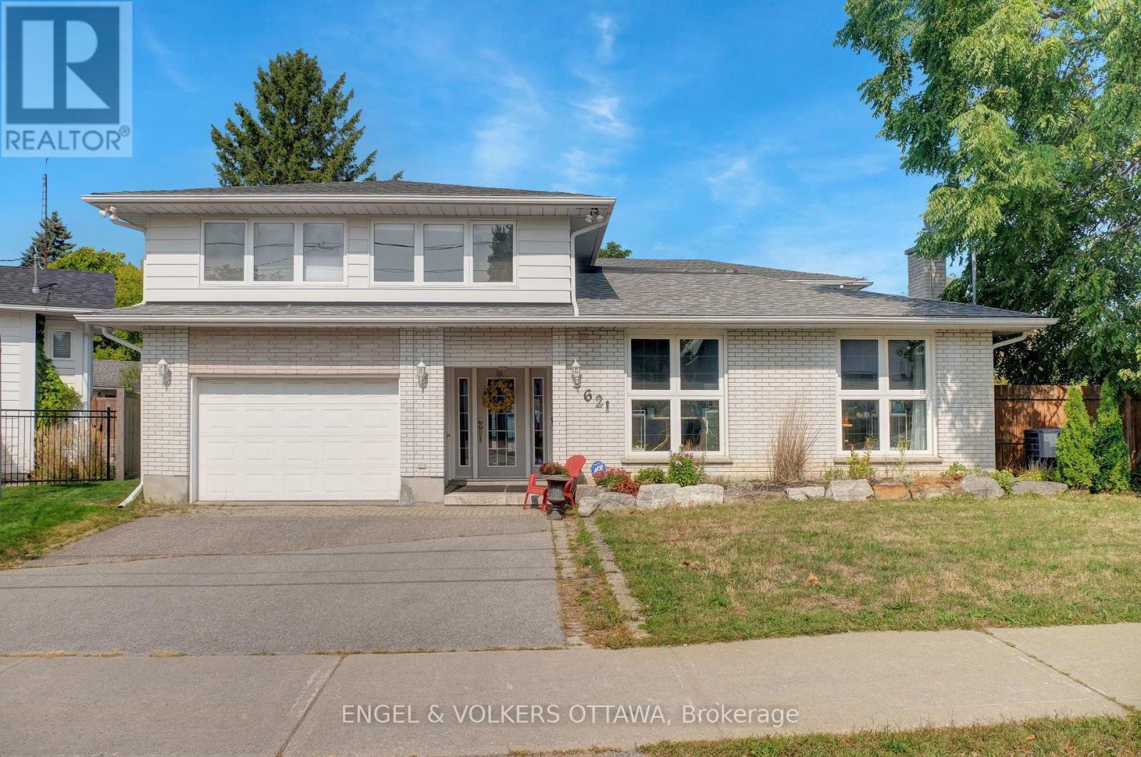 A - 621 Pleasant Park Road, Ottawa, ON