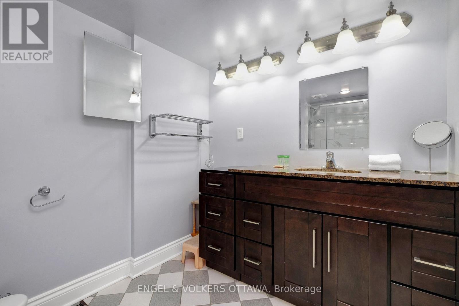 A - 621 Pleasant Park Road, Ottawa, ON