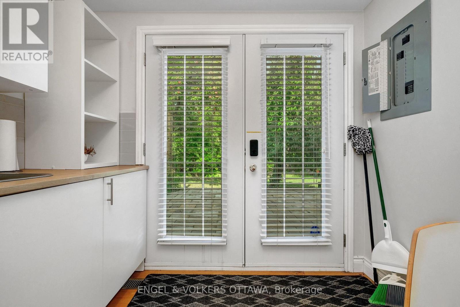 A - 621 Pleasant Park Road, Ottawa, ON