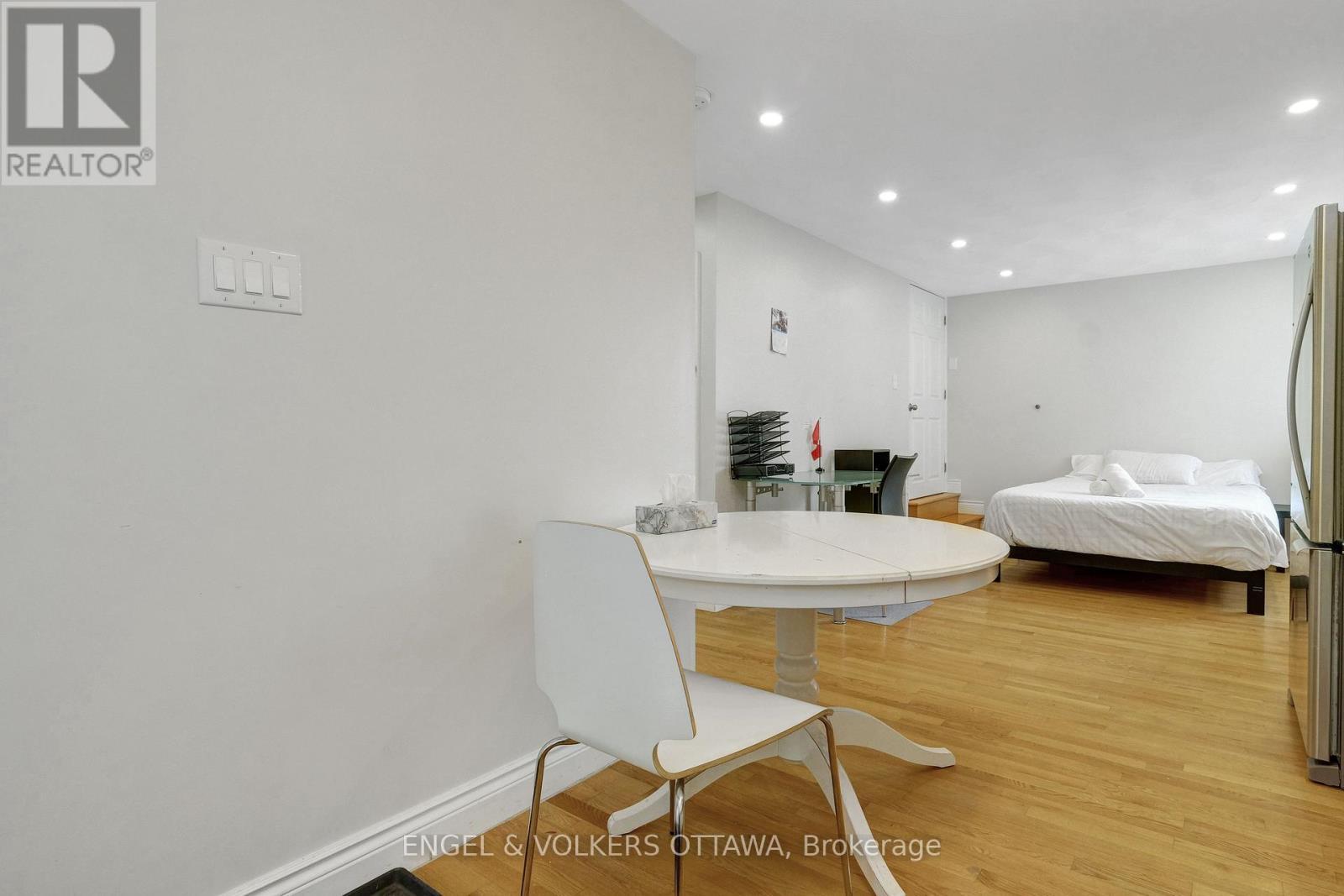 A - 621 Pleasant Park Road, Ottawa, ON