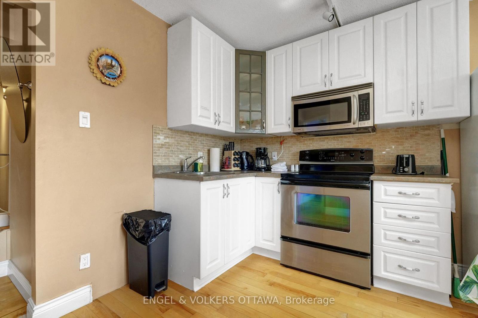 A - 621 Pleasant Park Road, Ottawa, ON