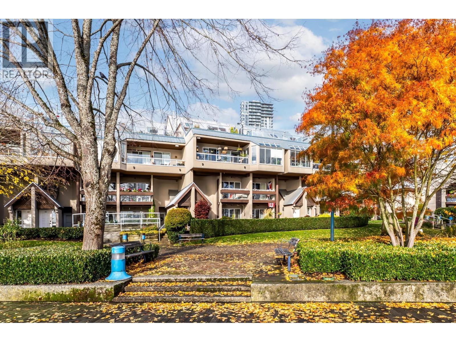 210 5 K De K Court, New Westminster, BC - Outdoor