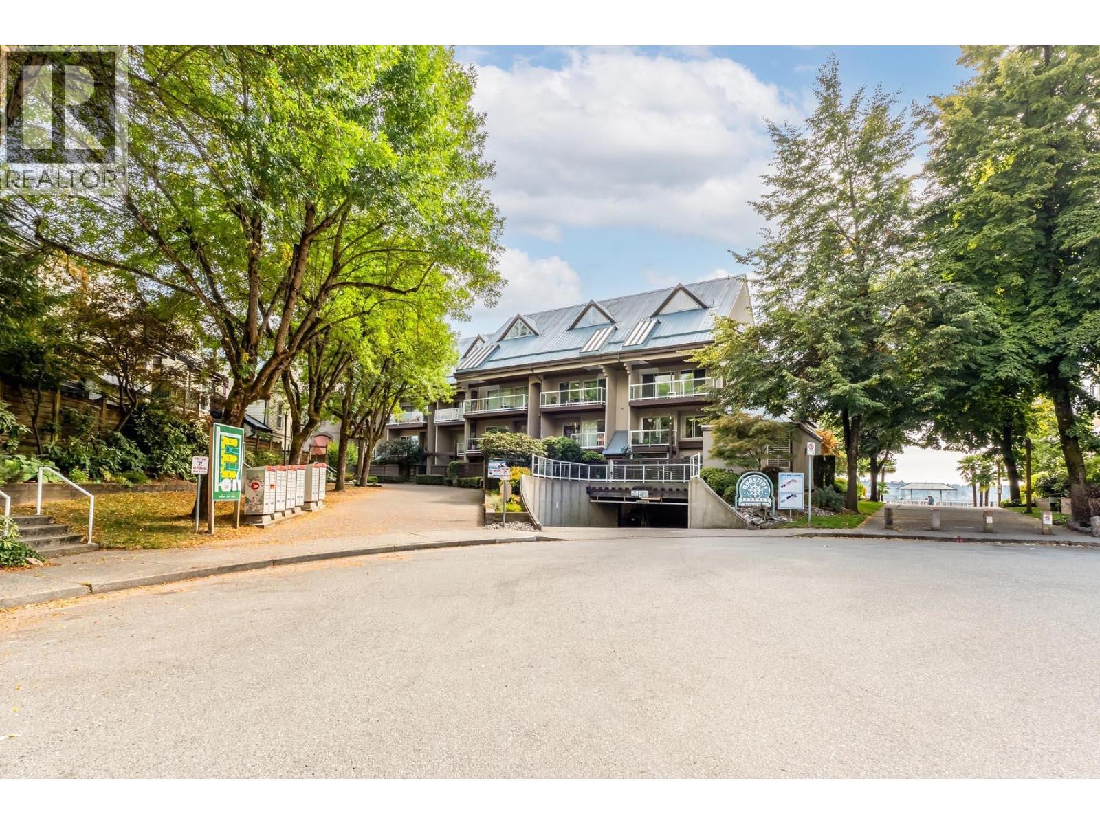 210 5 K De K Court, New Westminster, BC - Outdoor