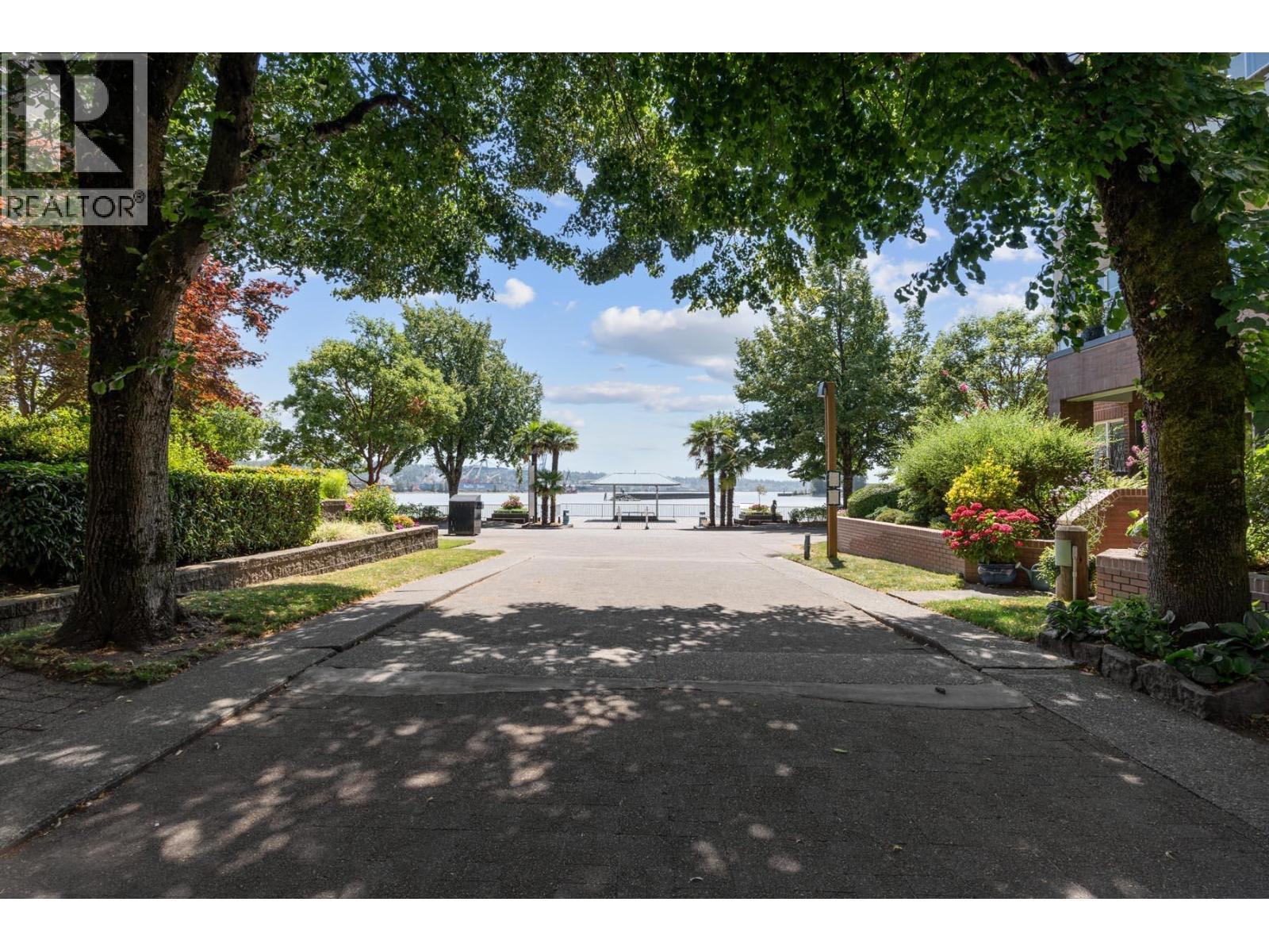 210 5 K De K Court, New Westminster, BC - Outdoor