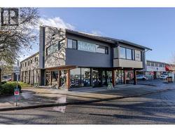 5641 COWRIE STREET Sechelt, BC V0N 3A0