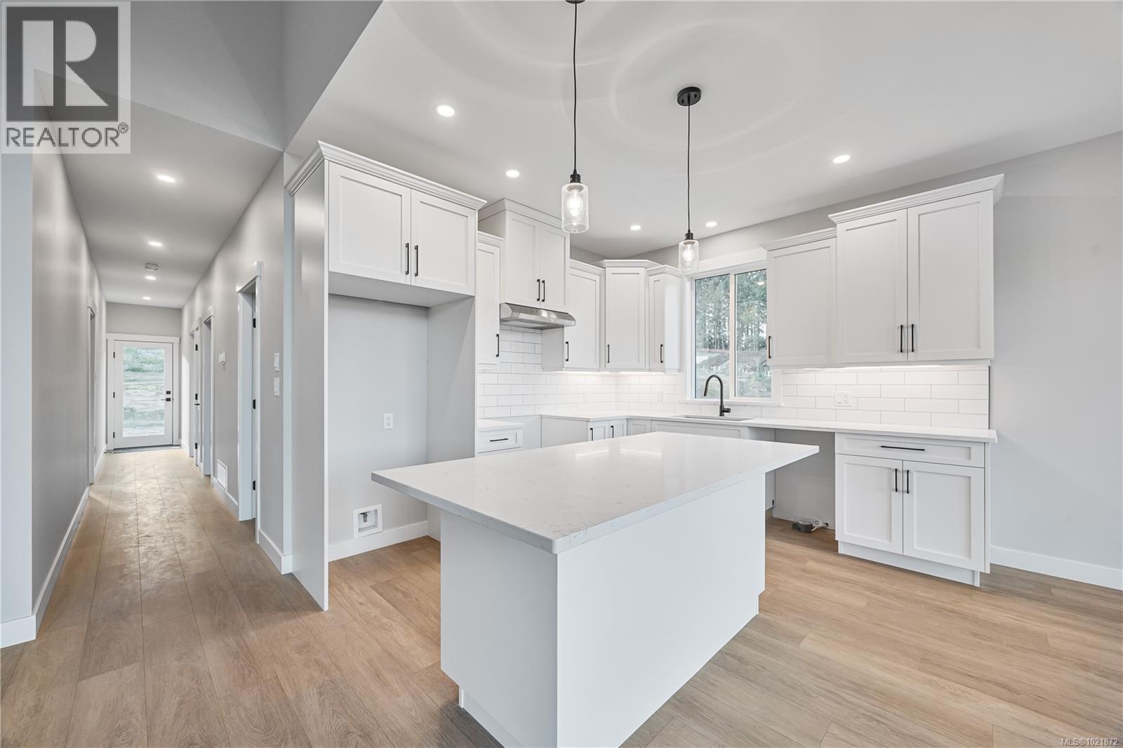 Similar Home - 151 Marina View Dr, Ladysmith, BC - Indoor Photo Showing Kitchen With Upgraded Kitchen