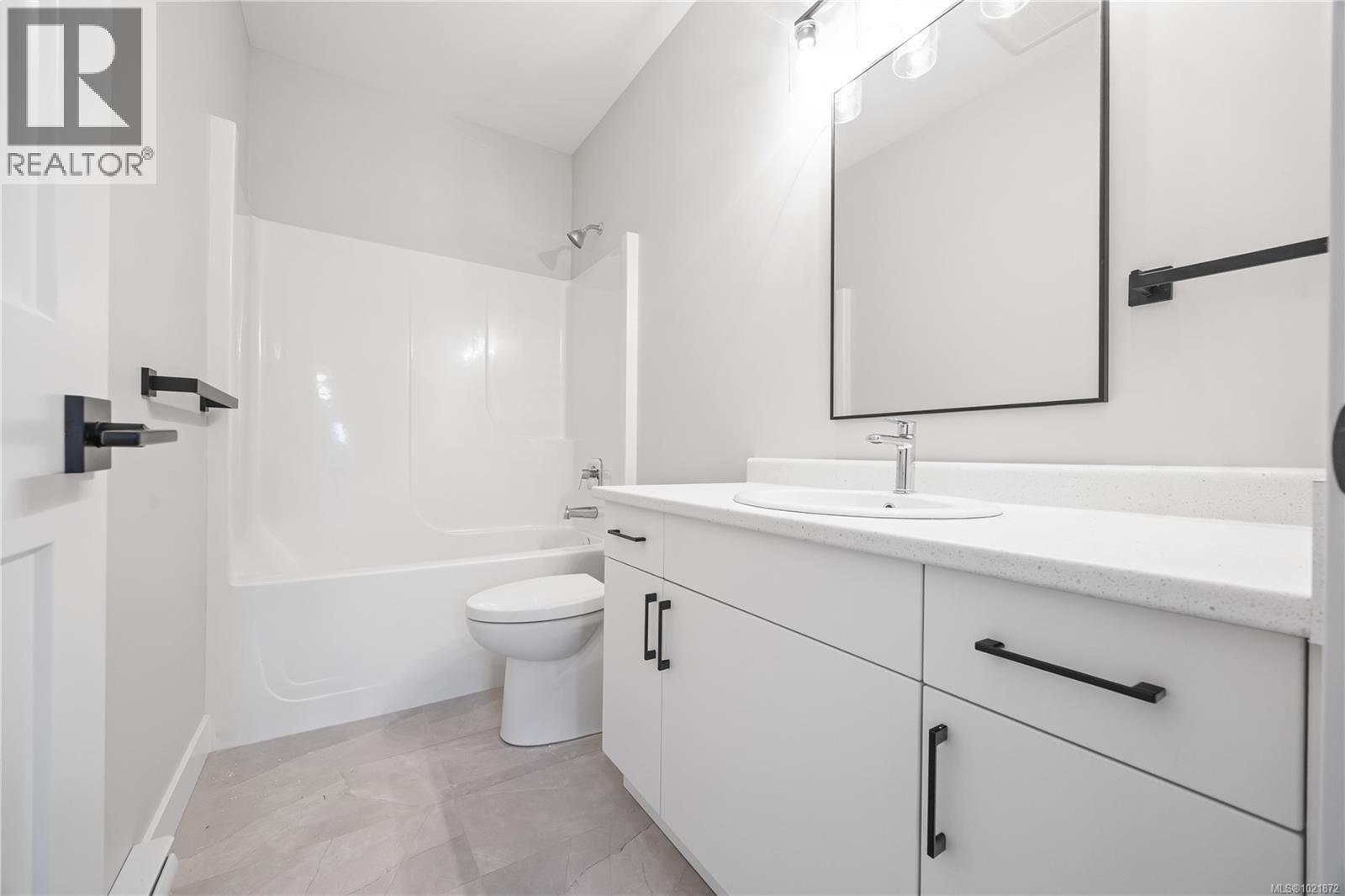 Similar Home - 151 Marina View Dr, Ladysmith, BC - Indoor Photo Showing Bathroom