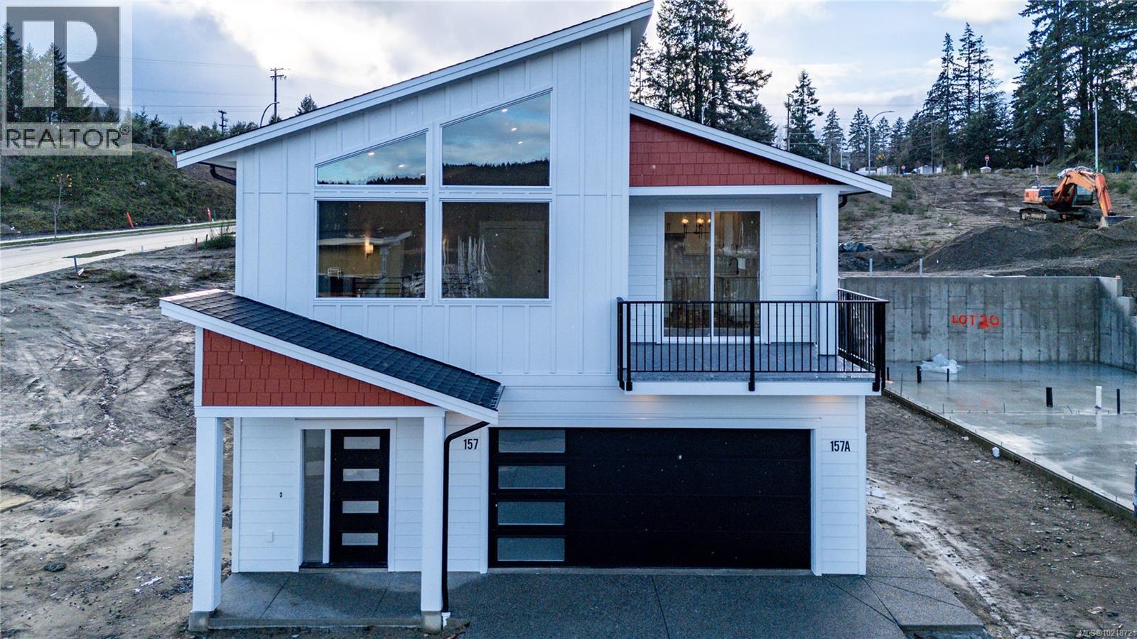 Similar Home - 151 Marina View Dr, Ladysmith, BC - Outdoor